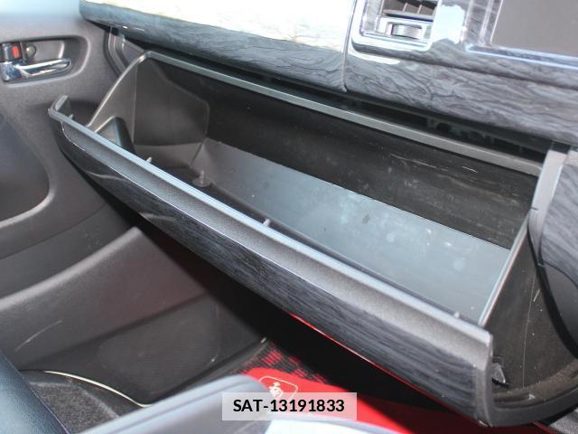 Toyota HIACE WAGON 2019-03 7823031-9
