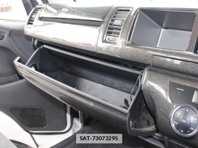Toyota HIACE WAGON 2011-03 7823039-13