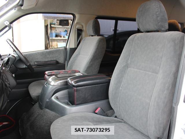 Toyota HIACE WAGON 2011-03 7823039-18