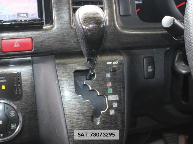 Toyota HIACE WAGON 2011-03 7823039-7