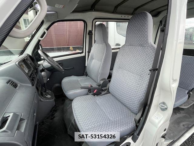 Daihatsu HIJET CARGO 2015-06 7811468-10