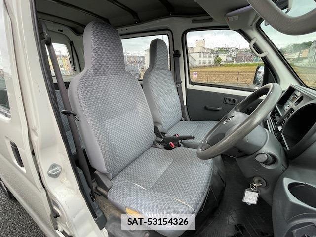 Daihatsu HIJET CARGO 2015-06 7811468-2
