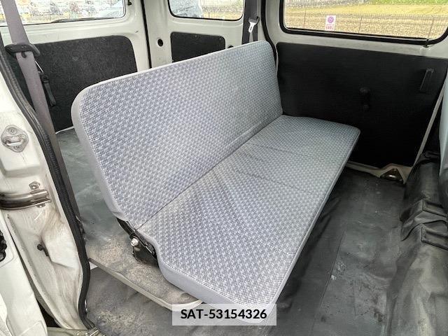 Daihatsu HIJET CARGO 2015-06 7811468-4