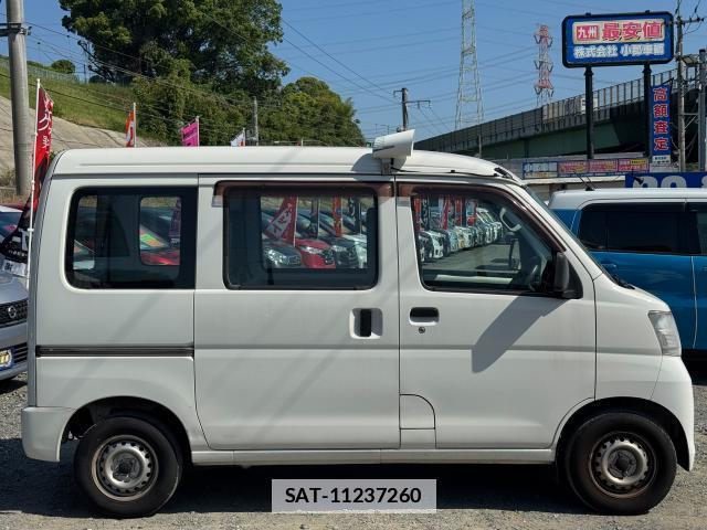 Daihatsu HIJET CARGO 2017-03 7812177-3