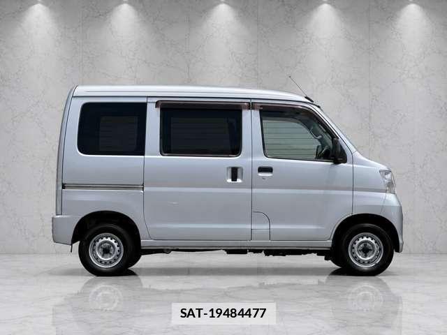 Daihatsu HIJET CARGO 2015-10 7813340-2