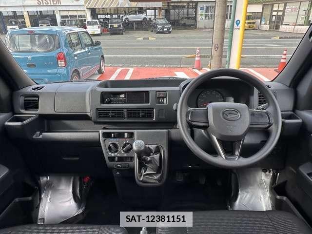 Daihatsu HIJET CARGO 2024-11 7814272-2