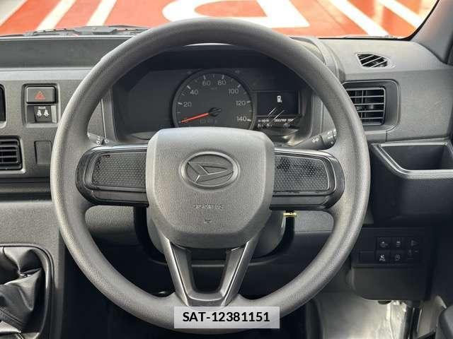 Daihatsu HIJET CARGO 2024-11 7814272-3