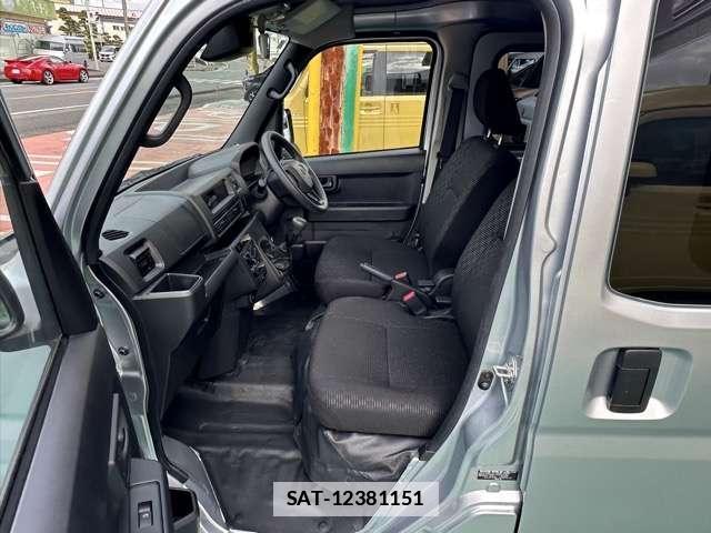 Daihatsu HIJET CARGO 2024-11 7814272-4