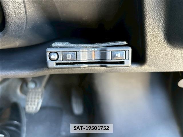 Daihatsu HIJET CARGO 2019-08 7814682-16