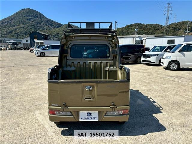 Daihatsu HIJET CARGO 2019-08 7814682-9