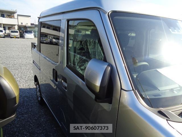 Daihatsu HIJET CARGO 2026-05 7817134-9
