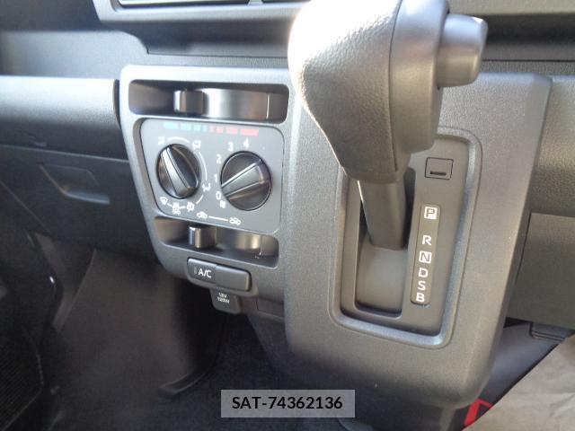Daihatsu HIJET CARGO 2026-05 7817135-6