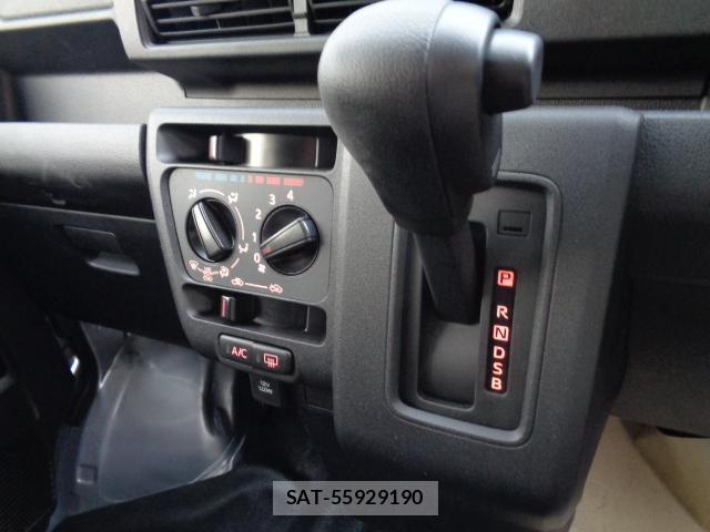 Daihatsu HIJET CARGO 2026-04 7817137-5