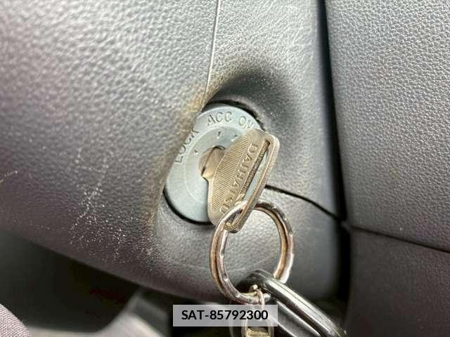 Daihatsu HIJET CARGO 2010-05 7819142-8