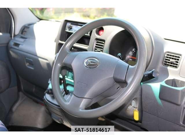 Daihatsu HIJET CARGO 2012-05 7819700-11