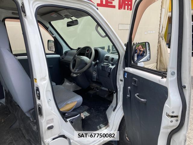 Daihatsu HIJET CARGO 2015-01 7820101-14