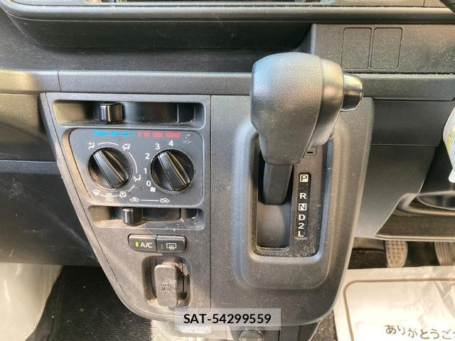 Daihatsu HIJET CARGO 2022-02 7820102-11