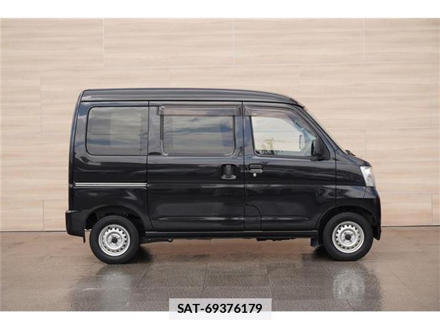 Daihatsu HIJET CARGO 2017-07 7820358-5