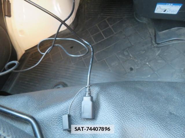 Daihatsu HIJET CARGO 2020-05 7820646-13