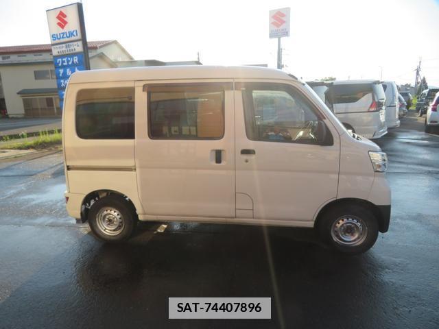 Daihatsu HIJET CARGO 2020-05 7820646-2