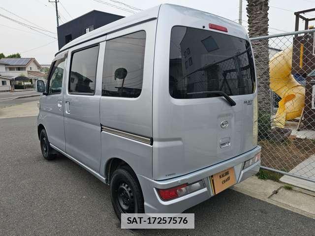 Daihatsu HIJET CARGO 2018-12 7822662-3