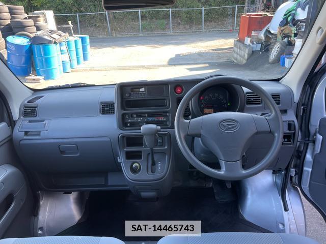Daihatsu HIJET CARGO 2016-09 7823136-5