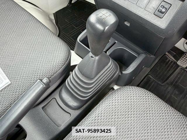 Daihatsu HIJET TRUCK 2015-01 7814838-10