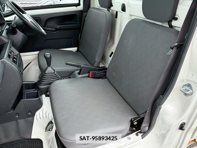 Daihatsu HIJET TRUCK 2015-01 7814838-12
