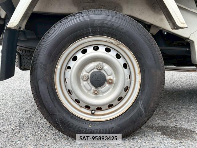 Daihatsu HIJET TRUCK 2015-01 7814838-18