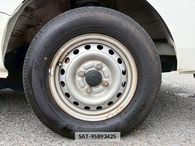 Daihatsu HIJET TRUCK 2015-01 7814838-19