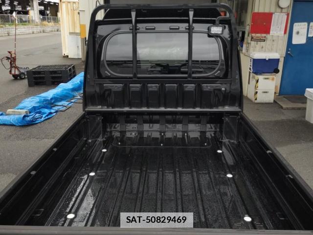 Daihatsu HIJET TRUCK 2023-04 7815065-3