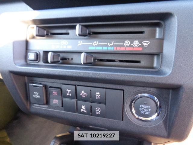 Daihatsu HIJET TRUCK 2026-01 7817082-7