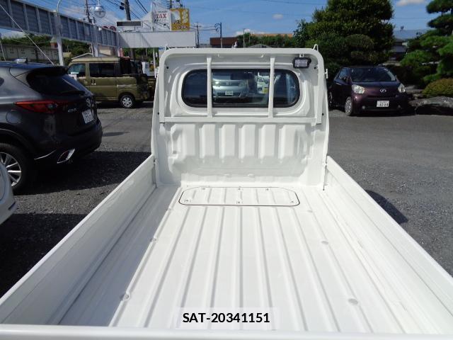 Daihatsu HIJET TRUCK 2026-03 7817105-13