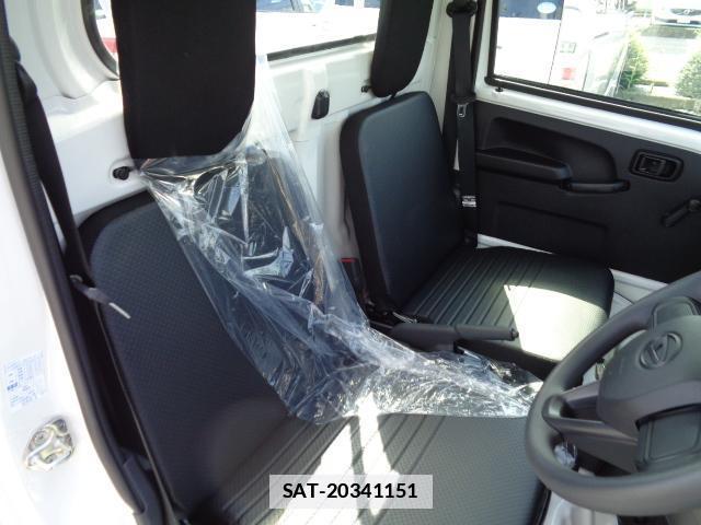 Daihatsu HIJET TRUCK 2026-03 7817105-14