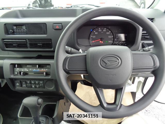 Daihatsu HIJET TRUCK 2026-03 7817105-2