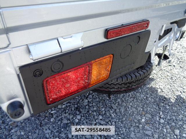 Daihatsu HIJET TRUCK 2026-03 7817108-14