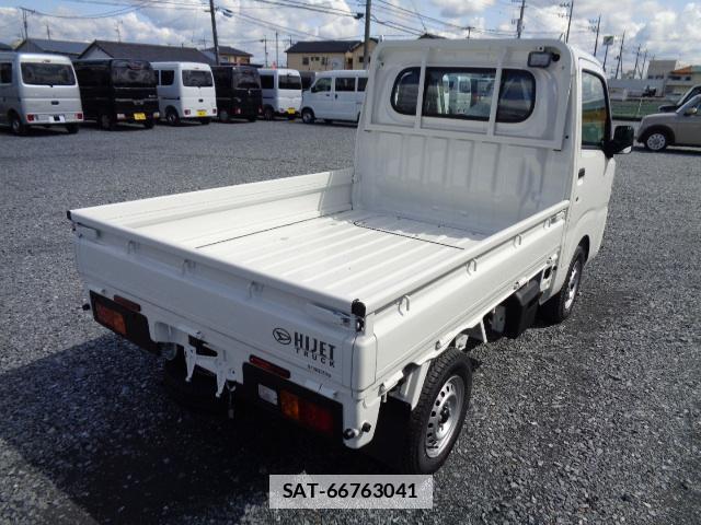 Daihatsu HIJET TRUCK 2026-03 7817109-1