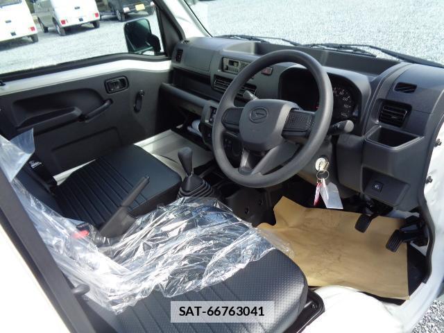 Daihatsu HIJET TRUCK 2026-03 7817109-3
