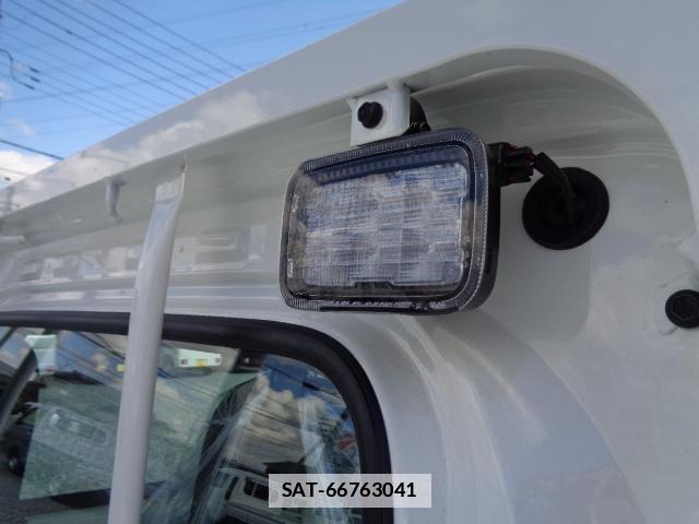 Daihatsu HIJET TRUCK 2026-03 7817109-8