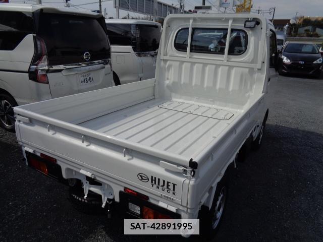 Daihatsu HIJET TRUCK 2026-03 7817121-1