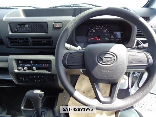 Daihatsu HIJET TRUCK 2026-03 7817121-10