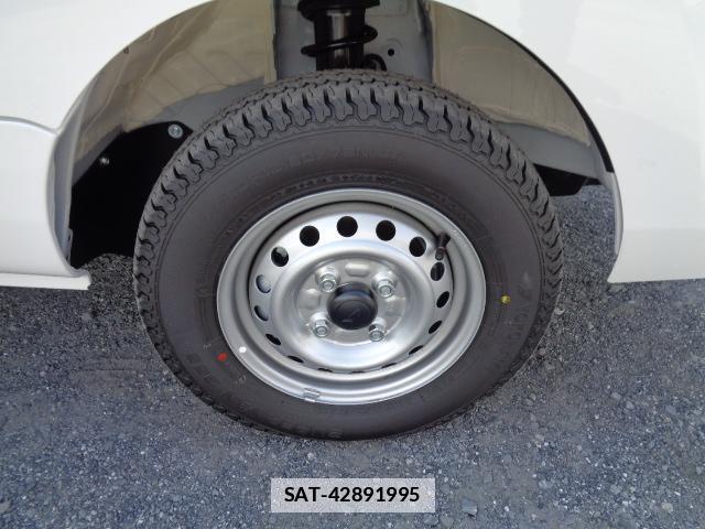 Daihatsu HIJET TRUCK 2026-03 7817121-11
