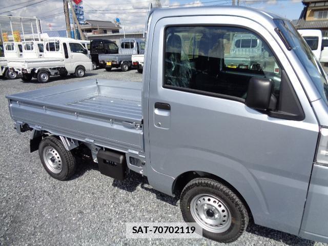 Daihatsu HIJET TRUCK 2026-03 7817122-12