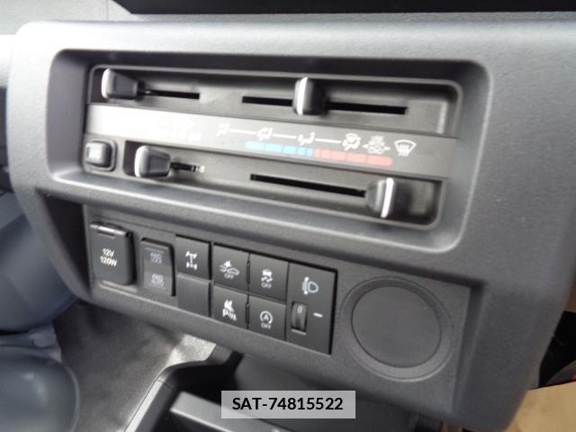 Daihatsu HIJET TRUCK 2026-04 7817123-5
