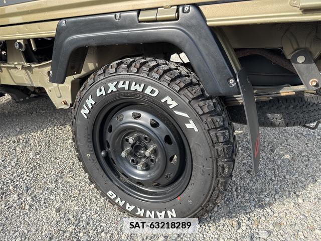 Daihatsu HIJET TRUCK 2017-06 7818900-17