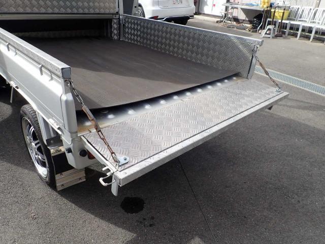 Daihatsu HIJET TRUCK 2007-06 7820417-19