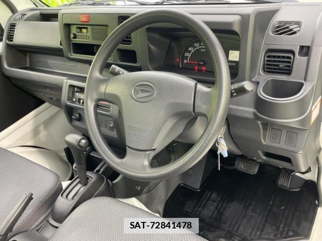 Daihatsu HIJET TRUCK 2015-05 7822518-3