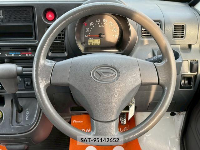 Daihatsu HIJET VAN 2013-10 7812122-17