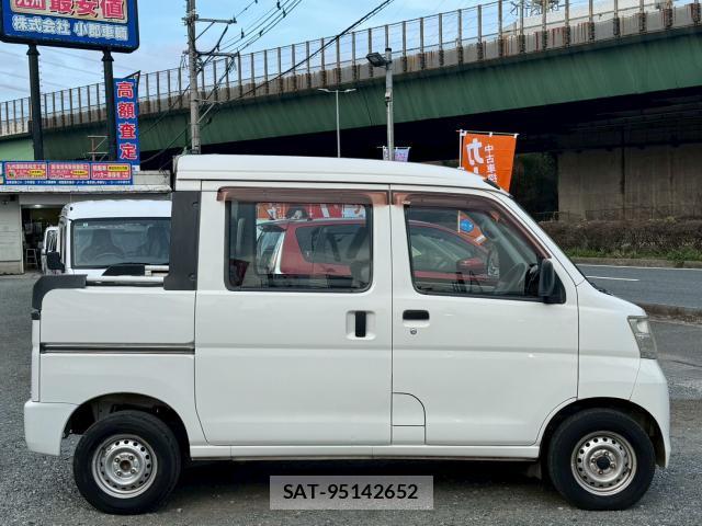 Daihatsu HIJET VAN 2013-10 7812122-3