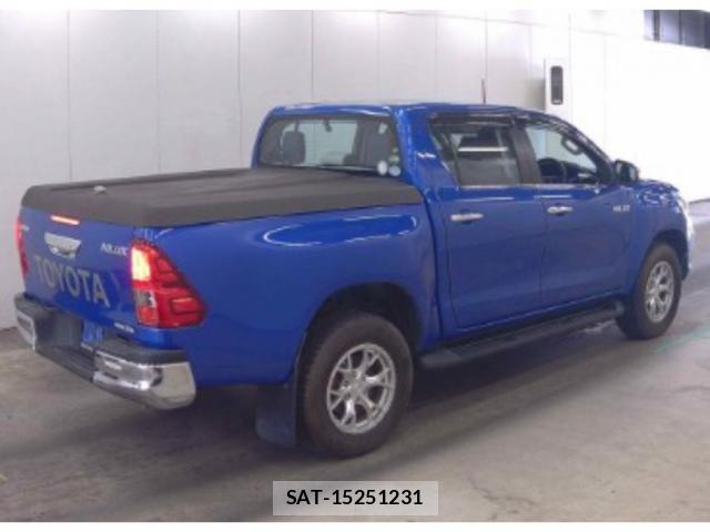 Toyota HILUX 2018-06 7811363-5